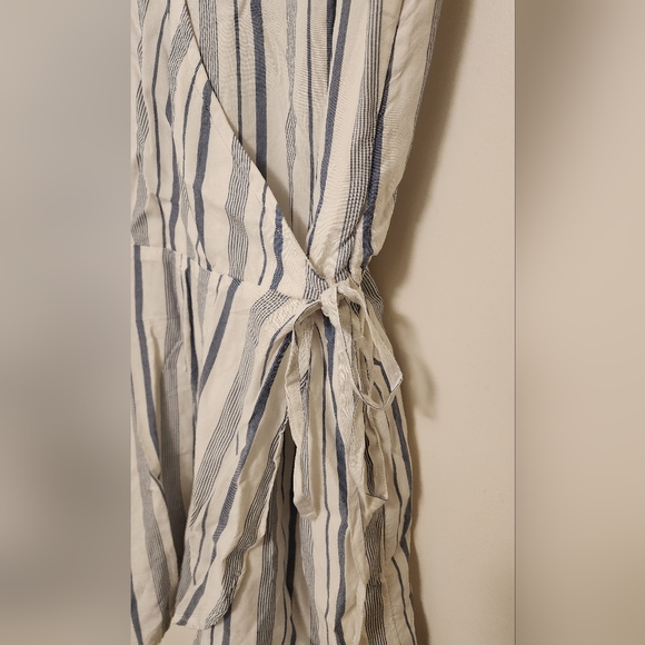 Hollister Wrap Front Skort Striped Dress - Picture 5 of 6